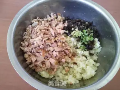 Make Chicken cabbage dumpling step 4