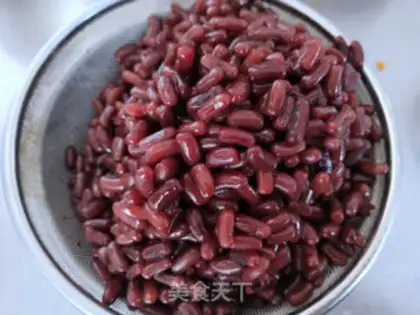 Make Red bean coconut cake step 3