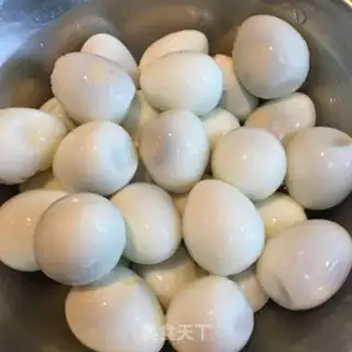 Make Cricket egg mushroom pork step 6