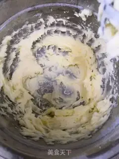 Make A pound cake of clot nuts step 1