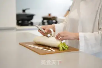 Make Cream radish step 0