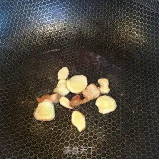 Make Cricket egg mushroom pork step 9