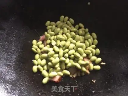 Make White sauce, soybeans step 7