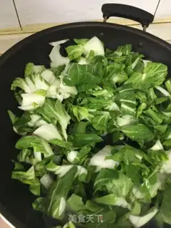 Make The green mushrooms and pasta step 2