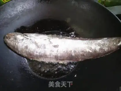 Make Spicy sauce and halibut step 1