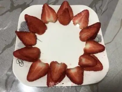Make Strawberry Mountain Medicine step 1