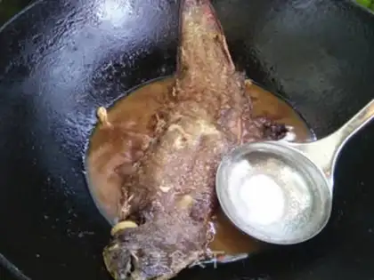 Make Spicy sauce and halibut step 7