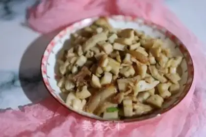 Make Five flowers for the fruit step 7