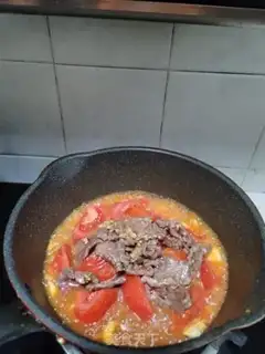 Make Beef cooking tomatoes step 8