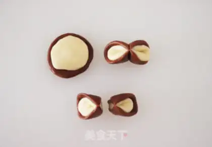 Make Q CUTE LITTLE COW BREAD step 7