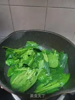 Make Godmother mixed spinach powder step 2