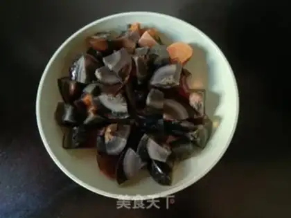 Make Spicy eggs step 1