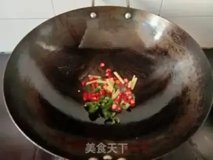 Make Spicy eggs step 2