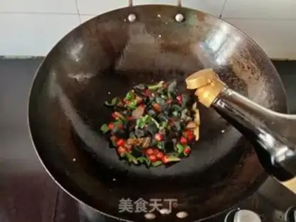 Make Spicy eggs step 4