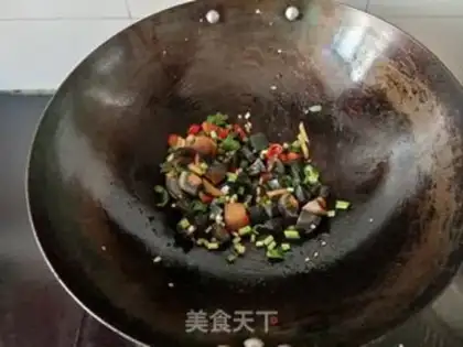 Make Spicy eggs step 5
