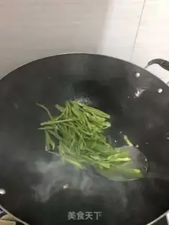 Make Pepper fried eggs step 3