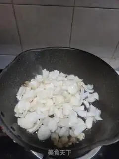 Make Fresh lilies for wood and carrots step 5