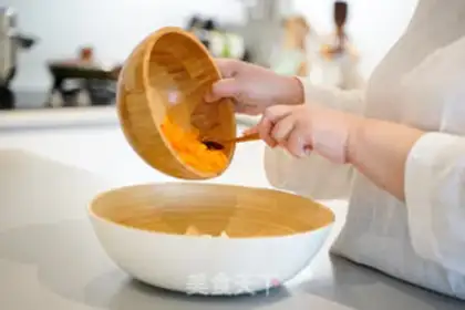 Make Five fortune dumplings step 1