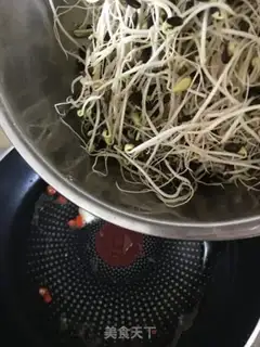 Make Paprika sprouts step 3