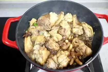 Make Chicken stew mushrooms step 6