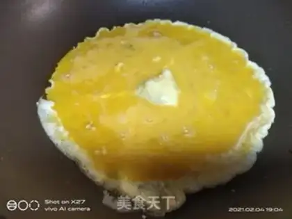 Make Yellow eggs step 1