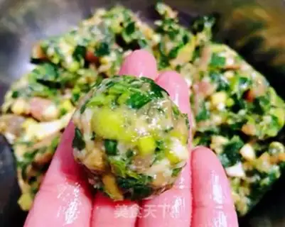 Make The rice steams three meatballs step 3