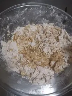 Make Yellow apple pie step 3