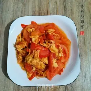 Make Tomato fried eggs step 4