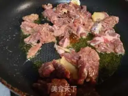 Make Tomato beef step 1