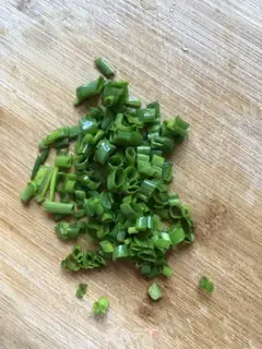 Make Spicy red and white silk step 4
