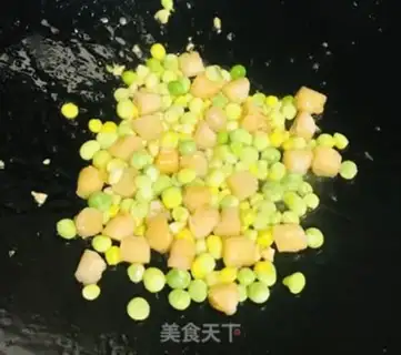 Make Squirt fried eggs step 2