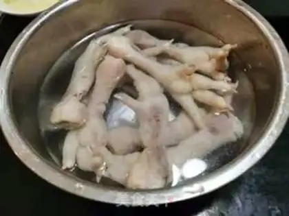 Make Spicy, boneless claws step 1