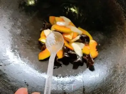 Make Pumpkin step 9