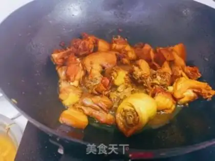 Make Red chicken is a flower step 8
