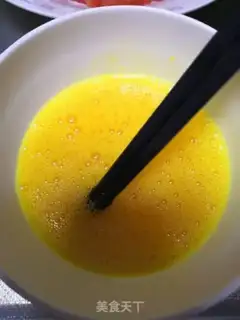 Make Tomato fried eggs step 0