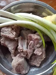 Make Mountain medicine and bone soup step 0