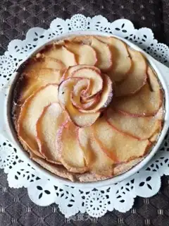 Make Yellow apple pie step 29