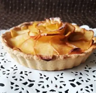 Make Yellow apple pie step 30