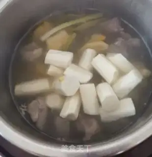 Make Mountain medicine and bone soup step 3