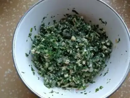 Make Shrimp sprouts step 4