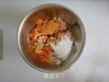 Make Homemade chicken cheeseburgers in Orleans step 1