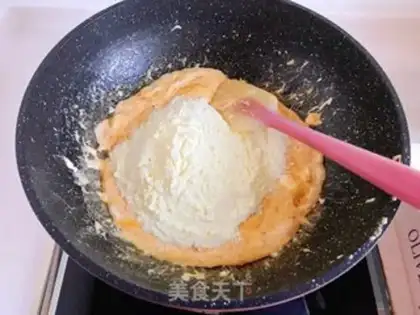 Make Salted egg yogurt berries step 7