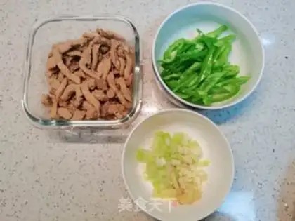 Make Pepper sauce noodles step 0