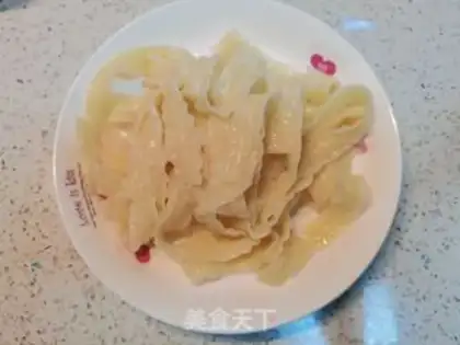 Make Pepper sauce noodles step 1