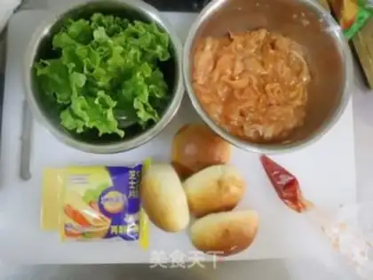 Make Homemade chicken cheeseburgers in Orleans step 3