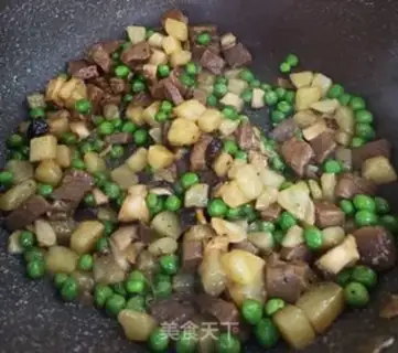 Make Black pepper potato beef step 6