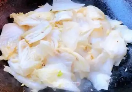 Make The cabbage wank-ear fan soup step 4
