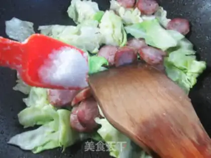 Make Sausage and cabbage step 4
