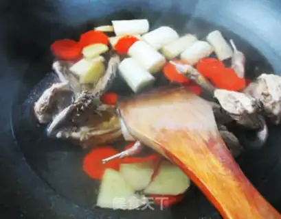 Make Iron Stick Mountain medicine quail soup step 10