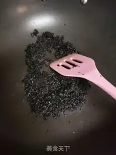 Make Cow Rolling Sugar step 3